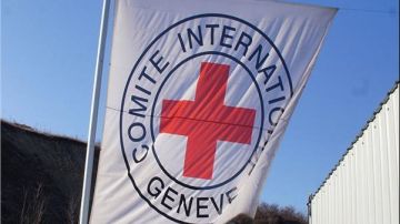 الصليب الأحمر: نسعى لتوفير حلول عاجلة للأزمة الصحية والإنسانية في السودان