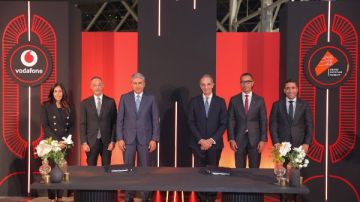 تقنيات ذكية.. توقيع اتفاقية مهمة مع مشغل الخدمات بالمتحف المصري الكبير