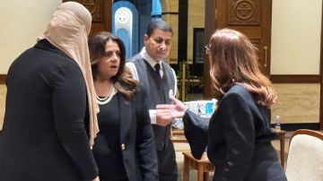 رائد النحت التشكيلي .. فنانون وشخصيات عامة في عزاء سمير ناشد صور