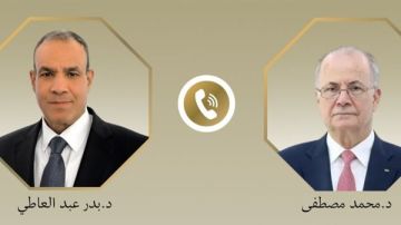 وزير الخارجية يبحث مع رئيس وزراء فلسطين التحضيرات لمؤتمر إعادة إعمار غزة