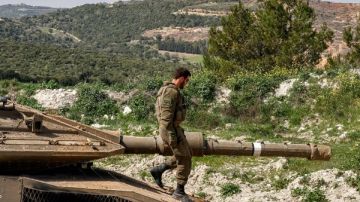 إعلام إسرائيلي: سلاح الجو استهدف موقعا لإنتاج أسلحة استراتيجية لحزب الله