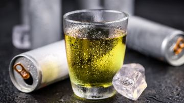 تحذير طبي.. مشروبات الطاقة خطر يهدد صحة القلب والمخ