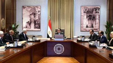 مدبولي: أولوية متقدمة لملف التحول الرقمي على أجندة عمل الحكومة مدبولي: أولوية متقدمة لملف التحول الرقمي على أجندة عمل الحكومة