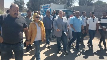 نائب محافظ الجيزة يتابع ميدانيا أعمال التطوير والتوسعة بطريق الحفرية