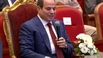 الرئيس السيسي: الساعة في يوم الاقتتال تعرقل تقدم مصر شهورا وسنوات الرئيس السيسي: الساعة في يوم الاقتتال تعرقل تقدم مصر شهورا وسنوات