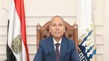 مستشار الرئيس ومحافظ القاهرة يناقشان جهود تطوير القاهرة التراثية