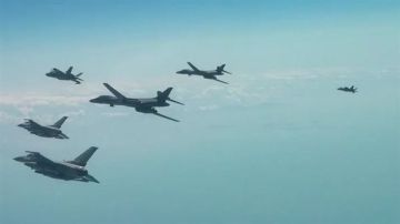 مقاتلات أمريكية وبريطانية تحلق في مهمة للناتو قرب حدود روسيا