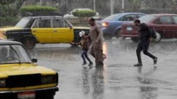أمطار على الإسكندرية مع استمرار حركة الملاحة بالميناء