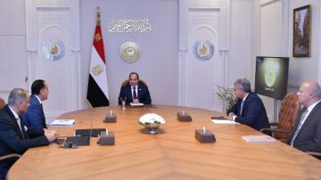 استعدادا لافتتاح المتحف المصري.. تطوير المنطقة المحيطة على طاولة الرئيس السيسي استعدادا لافتتاح المتحف المصري.. تطوير المنطقة المحيطة على طاولة الرئيس السيسي