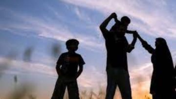 الأزهر للفتوى: التربية بالمعايشة وتعهد الطفل بالتوجيهات من حقوقه في الإسلام