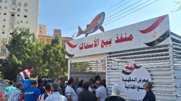 الدقهلية: استمرار المعرض الدائم للسلع الغذائية بشارع قناة السويس بالمنصورة الدقهلية: استمرار المعرض الدائم للسلع الغذائية بشارع قناة السويس بالمنصورة