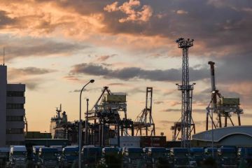 توقعات بانكماش الاقتصاد الياباني بسبب الرسوم الجمركية القاسية