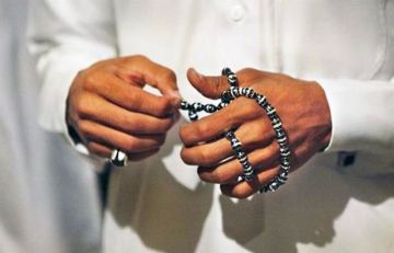 علي جمعة: الذكر حياة القلب.. والكلمات العشر المباركات زاد المسلم في الحياة علي جمعة: الذكر حياة القلب.. والكلمات العشر المباركات زاد المسلم في الحياة