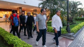 غياب الخطيب وياسين وعبدالحفيظ عن أولي جولات القائمة الانتخابية بالأهلي..صور غياب الخطيب وياسين وعبدالحفيظ عن أولي جولات القائمة الانتخابية بالأهلي..صور