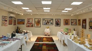 قصور الثقافة تفتتح أول متجر دائم لمنتجات الحرف التراثية في أسوان قصور الثقافة تفتتح أول متجر دائم لمنتجات الحرف التراثية في أسوان