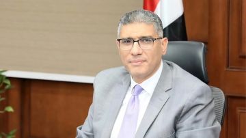 محافظ الجيزة يشكل غرفة عمليات مركزية ويرفع درجة الاستعداد القصوى لافتتاح المتحف المصري الكبير محافظ الجيزة يشكل غرفة عمليات مركزية ويرفع درجة الاستعداد القصوى لافتتاح المتحف المصري الكبير