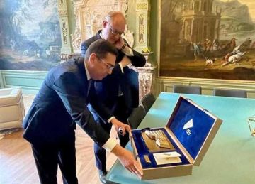 بعد إرسالها لملك هولندا.. الصورة الأولى للدعوة الخاصة بافتتاح المتحف المصري الكبير بعد إرسالها لملك هولندا.. الصورة الأولى للدعوة الخاصة بافتتاح المتحف المصري الكبير