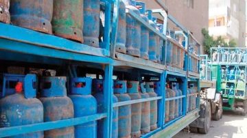 رفع أسعار البنزين والسولار.. سعر أسطوانة البوتاجاز بعد الزيادة رفع أسعار البنزين والسولار.. سعر أسطوانة البوتاجاز بعد الزيادة