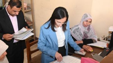 محافظ البحيرة تتفقد الإدارة الهندسية والمركز التكنولوجي بقرية المجد محافظ البحيرة تتفقد الإدارة الهندسية والمركز التكنولوجي بقرية المجد