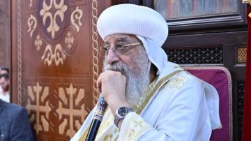 البابا خلال قداس تدشين كنيسة مارمرقس: أقباط العالم يحبون الكنيسة لأنها البيت والأم البابا خلال قداس تدشين كنيسة مارمرقس: أقباط العالم يحبون الكنيسة لأنها البيت والأم