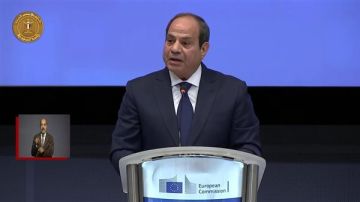 الرئيس السيسي: مصر ملتزمة بتنفيذ الإصلاح الاقتصادي وبرنامج الطروحات الحكومية الرئيس السيسي: مصر ملتزمة بتنفيذ الإصلاح الاقتصادي وبرنامج الطروحات الحكومية