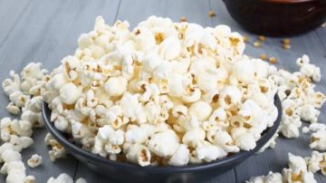 الفشار.. وجبة خفيفة تجمع بين الطعم اللذيذ والفوائد الصحية الفشار.. وجبة خفيفة تجمع بين الطعم اللذيذ والفوائد الصحية