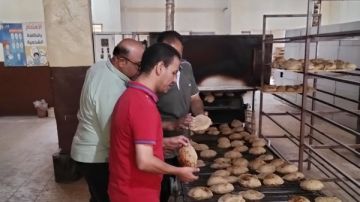 تموين الإسكندرية : ضبط مسئولي مخبز بلدي تصرفوا في طن ونصف دقيق مدعم