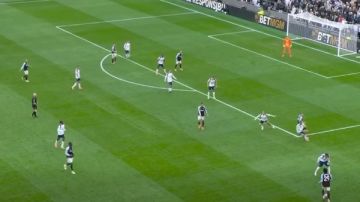 التعادل 1-1 يحسم الشوط الأول لمواجهة توتنهام وأستون فيلا بالدوري الإنجليزي