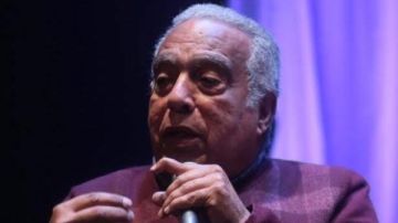 محمد العدل يهاجم إعادة توزيع لحن اسلمي يا مصر : جريمة فنية شوهت الأصل محمد العدل يهاجم إعادة توزيع لحن اسلمي يا مصر : جريمة فنية شوهت الأصل