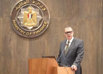 نائب وزير المالية: نعمل على دمج التجارة الإلكترونية بشكل أكبر لتعزيز تنوع الاقتصاد