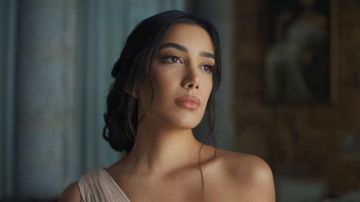 نور حلو تطلق ما بتشبهني: رسالة عاطفية جريئة في مواجهة القلوب المتحجرة نور حلو تطلق ما بتشبهني: رسالة عاطفية جريئة في مواجهة القلوب المتحجرة