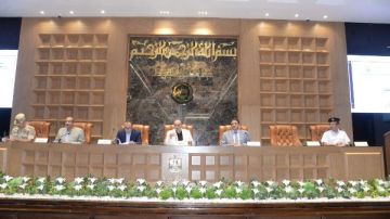 محافظ أسيوط يطلق مبادرة تكتلات الأقمشة والمنسوجات  محافظ أسيوط يطلق مبادرة تكتلات الأقمشة والمنسوجات