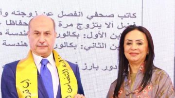 وزيرة التضامن تكرم الصحفي الكبير محمد عبدالحافظ