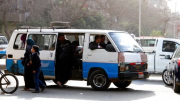 إنشاء موقف جديد.. محافظ القاهرة: نقل 2000 ميكروباص من ميدان رمسيس إنشاء موقف جديد.. محافظ القاهرة: نقل 2000 ميكروباص من ميدان رمسيس