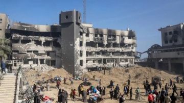 الإغاثة الطبية بغزة: مغادرة الصليب الأحمر تعرقل التنسيق الطبي والإنساني وسط استمرار الحصار