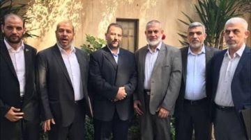 أكتوبر يعيد رسم المشهد .. حمــاس بين شروط التهدئة ورهانات الدور المصري في إدارة الصراع