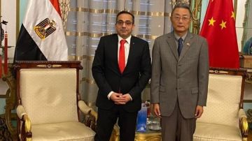 قنصل فلسطين بالإسكندرية يزور القنصلية الصينية لتعزيز التعاون قنصل فلسطين بالإسكندرية يزور القنصلية الصينية لتعزيز التعاون