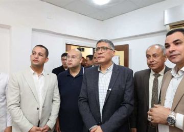 محافظ الجيزة يتفقد مبنى سكن الأطباء بمستشفى الواحات البحرية محافظ الجيزة يتفقد مبنى سكن الأطباء بمستشفى الواحات البحرية