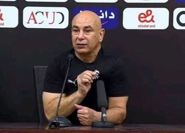 لازم تجازف بدل ما الناس تتفرج علينا .. رسائل نارية من مدحت شلبي لـ حسام حسن لازم تجازف بدل ما الناس تتفرج علينا .. رسائل نارية من مدحت شلبي لـ حسام حسن