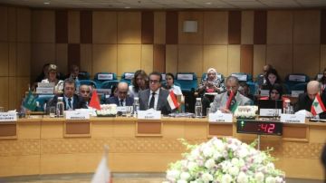 منها 100 مليون صحة.. عبد الغفار يستعرض إنجازات الدولة الصحية خلال الفترة السابقة منها 100 مليون صحة.. عبد الغفار يستعرض إنجازات الدولة الصحية خلال الفترة السابقة