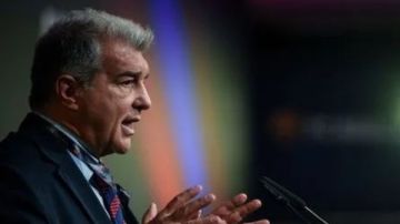 نهاية 2026.. لابورتا يحدد موعد تكريم ميسي رسميا نهاية 2026.. لابورتا يحدد موعد تكريم ميسي رسميا