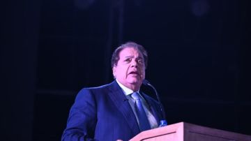 أبو العينين: القائمة الوطنية تضم نخبة من الكفاءات وتجسد الحراك السياسي الواعي أبو العينين: القائمة الوطنية تضم نخبة من الكفاءات وتجسد الحراك السياسي الواعي