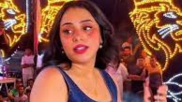 اتصالحوا.. تصادم بين سيارة المطربة رحمة عصام وموتوسيكل بشارع البحر الأعظم