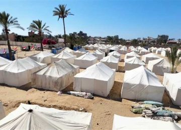 بتوجيهات السيسي.. اللجنة المصرية تنشئ مخيمات مجهزة ومدارس وعيادات لرعاية النازحين في غزة