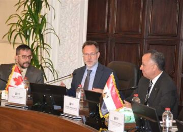 جامعة الإسكندرية تستقبل سفير كندا بالقاهرة لبحث التعاون الأكاديمي والبحثي المشترك (صور) جامعة الإسكندرية تستقبل سفير كندا بالقاهرة لبحث التعاون الأكاديمي والبحثي المشترك (صور)