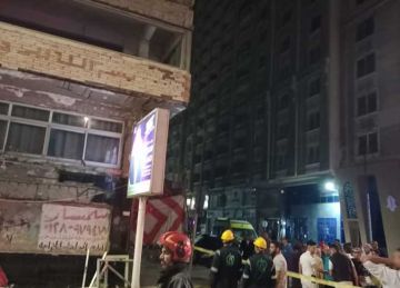 إصابة 3 أشخاص في انهيار عقار بكورنيش الإسكندرية.. والمحافظة: صادر له قرار هدم (صور) إصابة 3 أشخاص في انهيار عقار بكورنيش الإسكندرية.. والمحافظة: صادر له قرار هدم (صور)