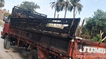 السيطرة على حريق سيارة نصف نقل محملة بوص ذرة شامية بأسيوط السيطرة على حريق سيارة نصف نقل محملة بوص ذرة شامية بأسيوط