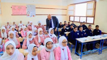 جولة مفاجئة من وزير التعليم بـ 9 مدارس بسوهاج .. ورسالة حاسمة جولة مفاجئة من وزير التعليم بـ 9 مدارس بسوهاج .. ورسالة حاسمة