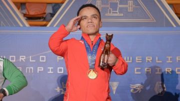 وزير الرياضة يهنئ منتخب مصر لرفع الأثقال البارالمبي على إنجازه ببطولة العالم وزير الرياضة يهنئ منتخب مصر لرفع الأثقال البارالمبي على إنجازه ببطولة العالم