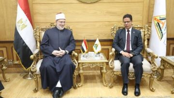 وكيل الأزهر: الانفتاح على الشباب وتحصينهم من الأفكار المنحرفة ضرورة وكيل الأزهر: الانفتاح على الشباب وتحصينهم من الأفكار المنحرفة ضرورة